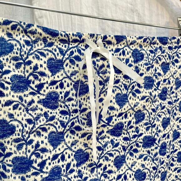 80%OFF❣️ Alex Mill Blue & White Hearts on Vines Print Midi Skirt, XS - Picture 4 of 10